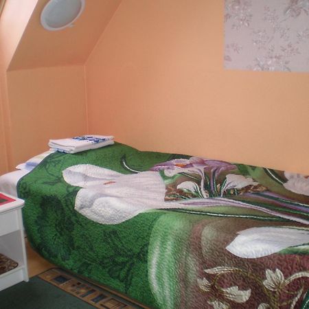 Jannseni Accommodation Parnu Ruang foto