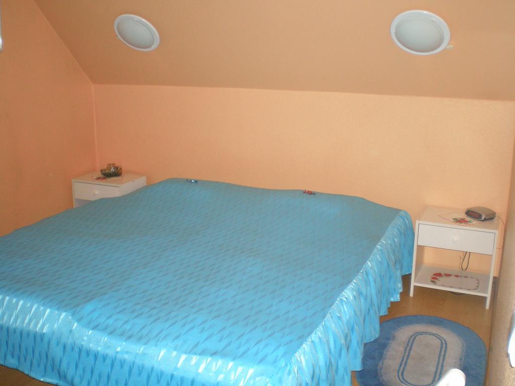 Jannseni Accommodation Parnu Ruang foto