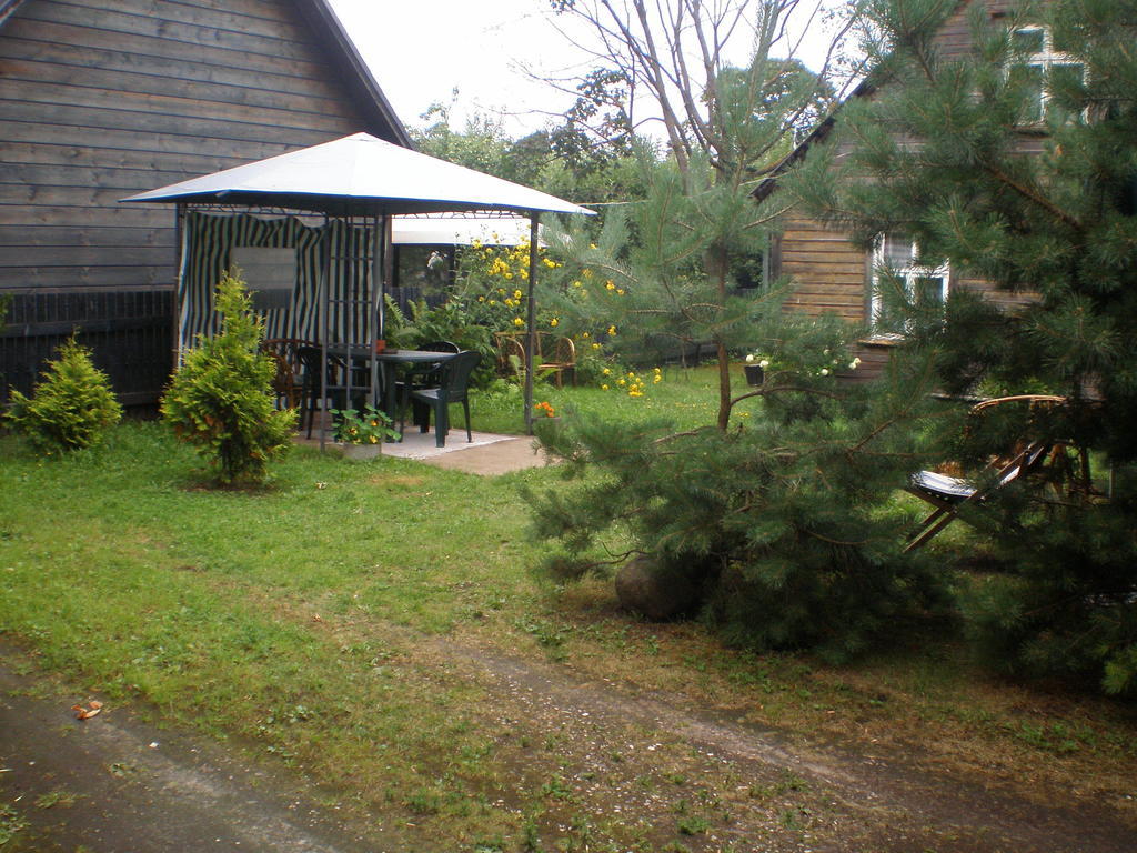 Jannseni Accommodation Parnu Bagian luar foto