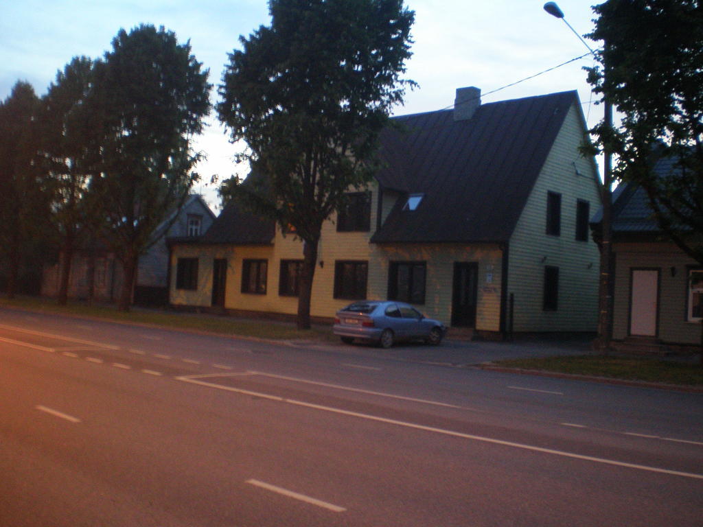Jannseni Accommodation Parnu Bagian luar foto