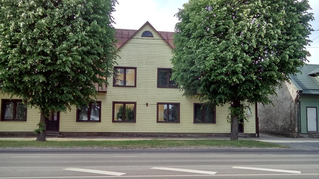 Jannseni Accommodation Parnu Bagian luar foto