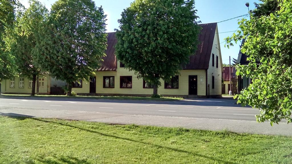 Jannseni Accommodation Parnu Bagian luar foto