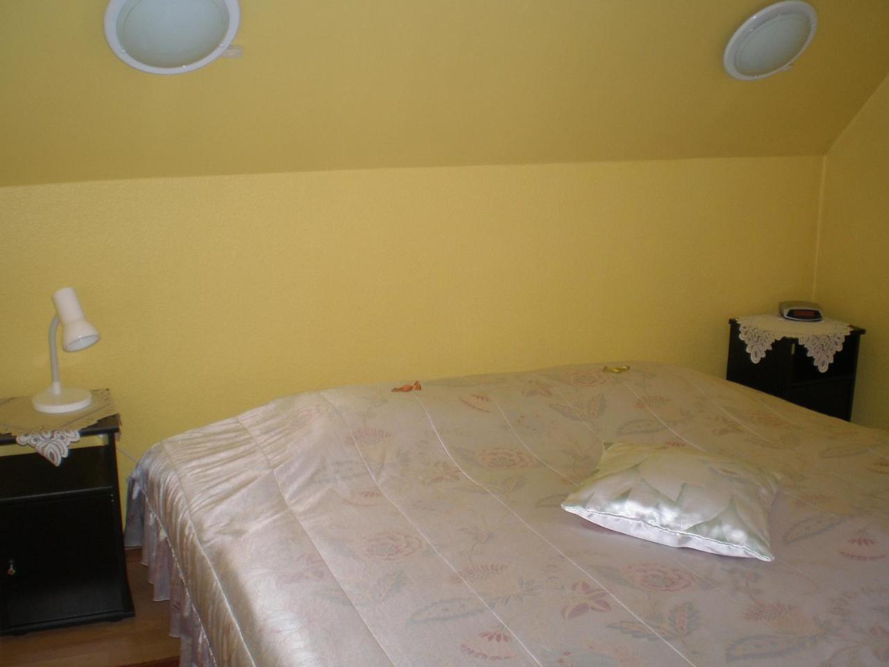 Jannseni Accommodation Parnu Bagian luar foto